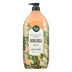 SHOWERMATE Botanic Body Wash bottle front shows a moisturizing, plant-powered cleanse.