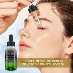 SKSOYT dropper focus shows precise application for neck and décolleté hydration.
