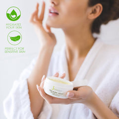 Soapeauty Shea Butter rich in vitamins A and E for skin look.