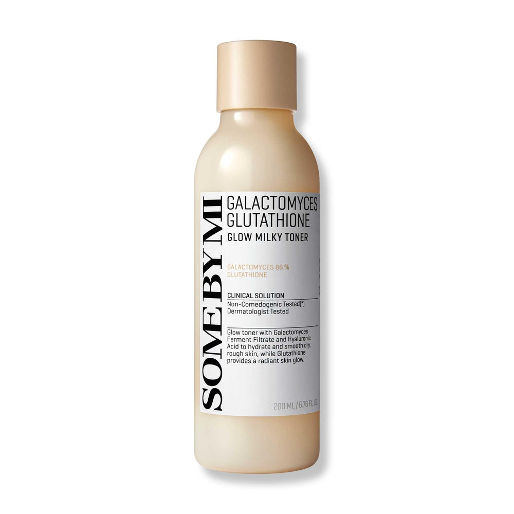 Some By Mi Galactomyces Glow Toner bottle showing hydrating radiance.