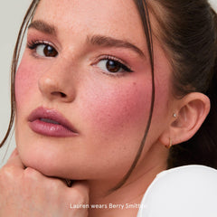 SOSHE Beauty Squalane-infused formula for hydrated, comfortable wear.