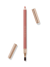 Sweed Lip Liner Pencil applying for precise lip definition and fuller look