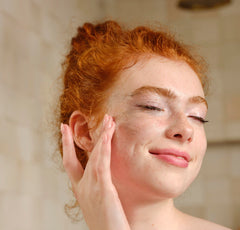 The Body Shop Camomile Jelly with water turns silky, refreshing the skin.