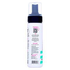 The Doux Mousse hands-application image highlights easy, quick shaping for curls.