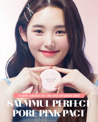 Close-up shows 15% calamine formula soothing skin while applying pact.