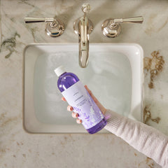 Thymes Lavender Hand Wash Refill foam lather highlights rich cleansing and gentle moisture.