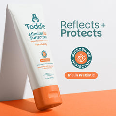 Toddle kids sunscreen application on small arms, smooth and easy.