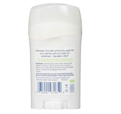 Close-up of the label emphasizes natural ingredients and aluminum-free formula.
