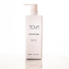 Tova-lotion-corps-velours-pompe, absorption rapide et parfum chaleureux.