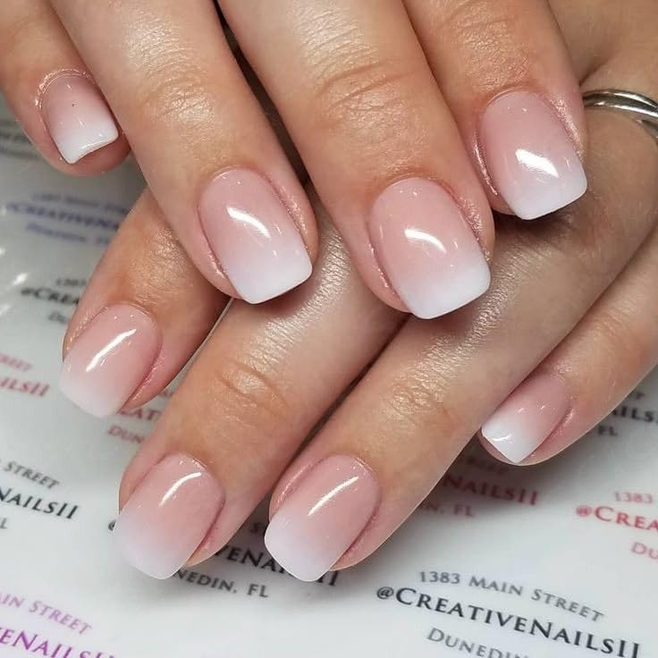UNA GELLA Ombre Soft Gel nails kit delivers salon-like shine at home.