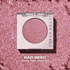 URBAN DECAY 24/7 Eyeshadow single shows velvety pigment for daily wear.