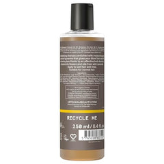 Urtekram Blonde Camomile Shampoo lather close-up shows luxurious foam that feels lightweight