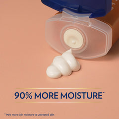 Creamy texture on skin provides quick hydration without greasiness for Vaseline Cocoa Radiant