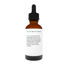 Close-up of Vera Botanics Algae Oil drop highlighting nourishment.