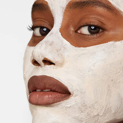 Versed Photos, Please kaolin-clay-application demonstrates gentle cleanse and refined texture.