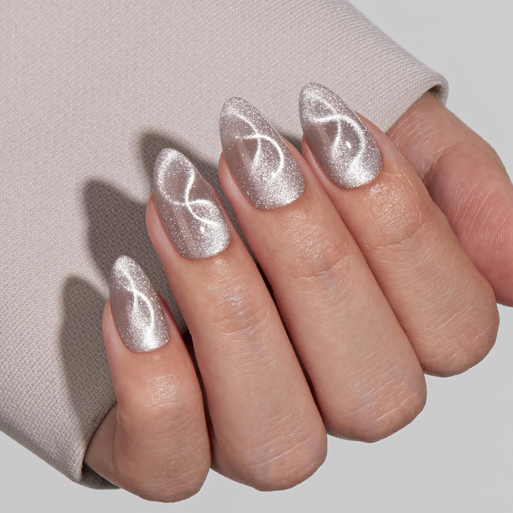 VSALON press-on nails short almond with cat-eye silver ribbon for elegant everyday style.