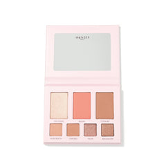 Wander Beauty Getaway palette in Sunkissed compact for on-the-go full face looks