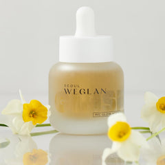 WEGLAN K-Ginseng Glow Ampoule dropper enables easy, precise application for a dewy glow.