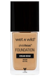 wet n wild Photo Focus Matte Foundation bottle front for camera-ready skin.