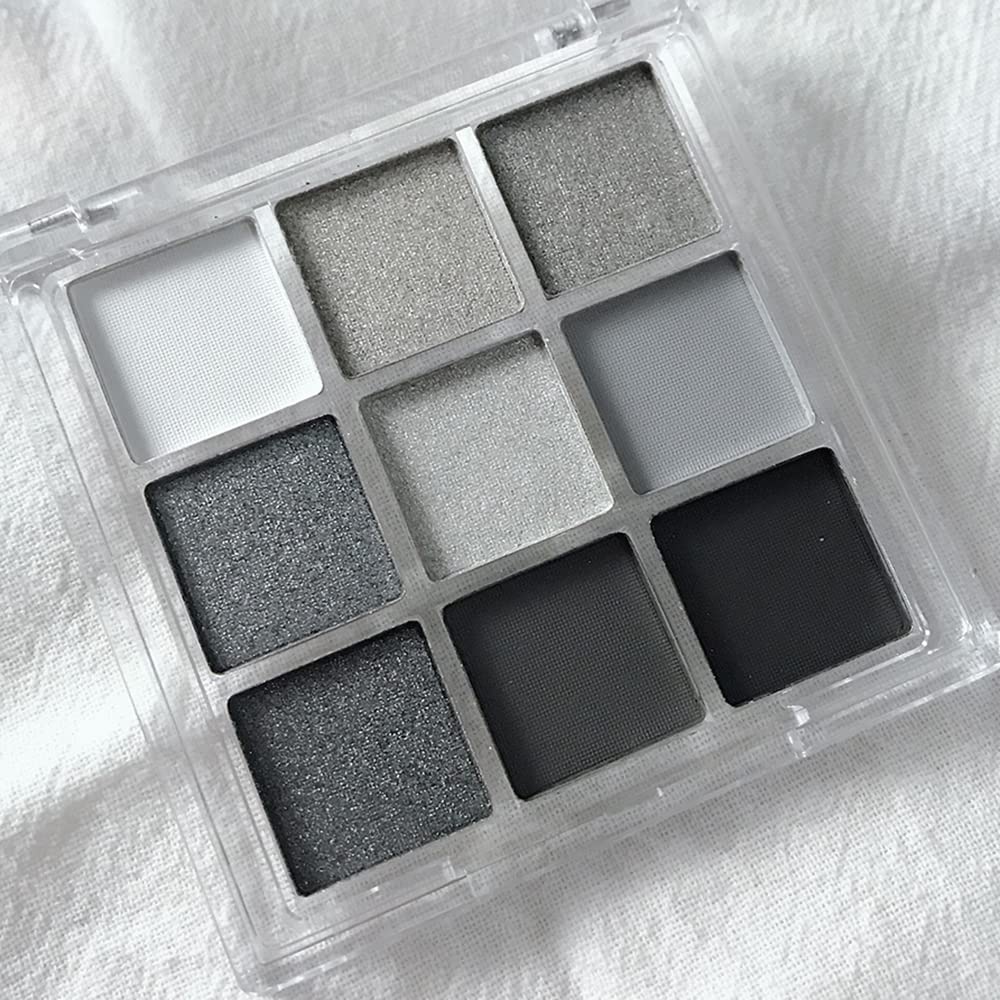 Yeweian Black Smokey Eyeshadow Palette swatches reveal versatile cool tones for day-to-night looks.