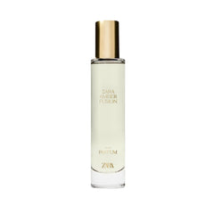Zara Amber Fusion bottle closeup highlights the refined, bold amber character.