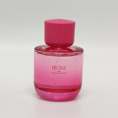 Zara Peony EDP close-up on floral heart notes for romance