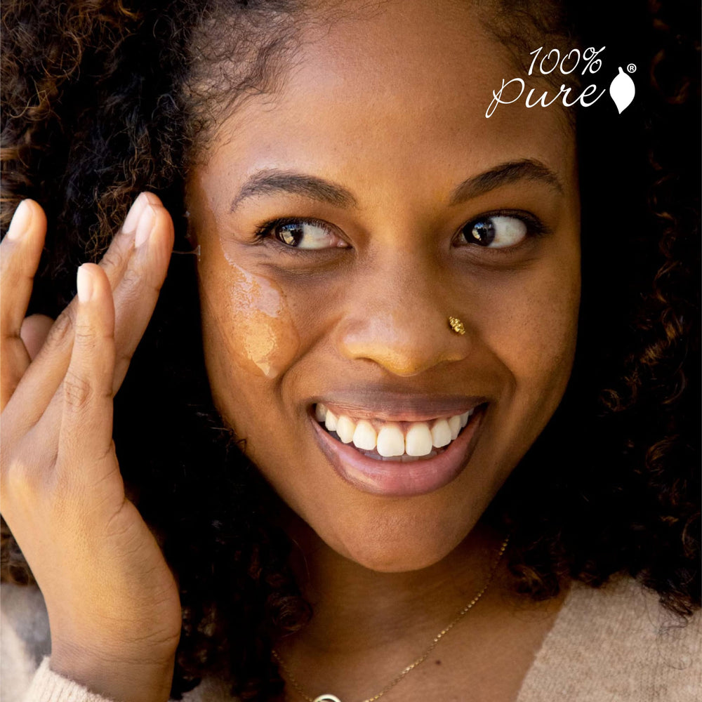 Aloe visualization in 100% PURE Vitamin C Serum emphasizing soothing hydration