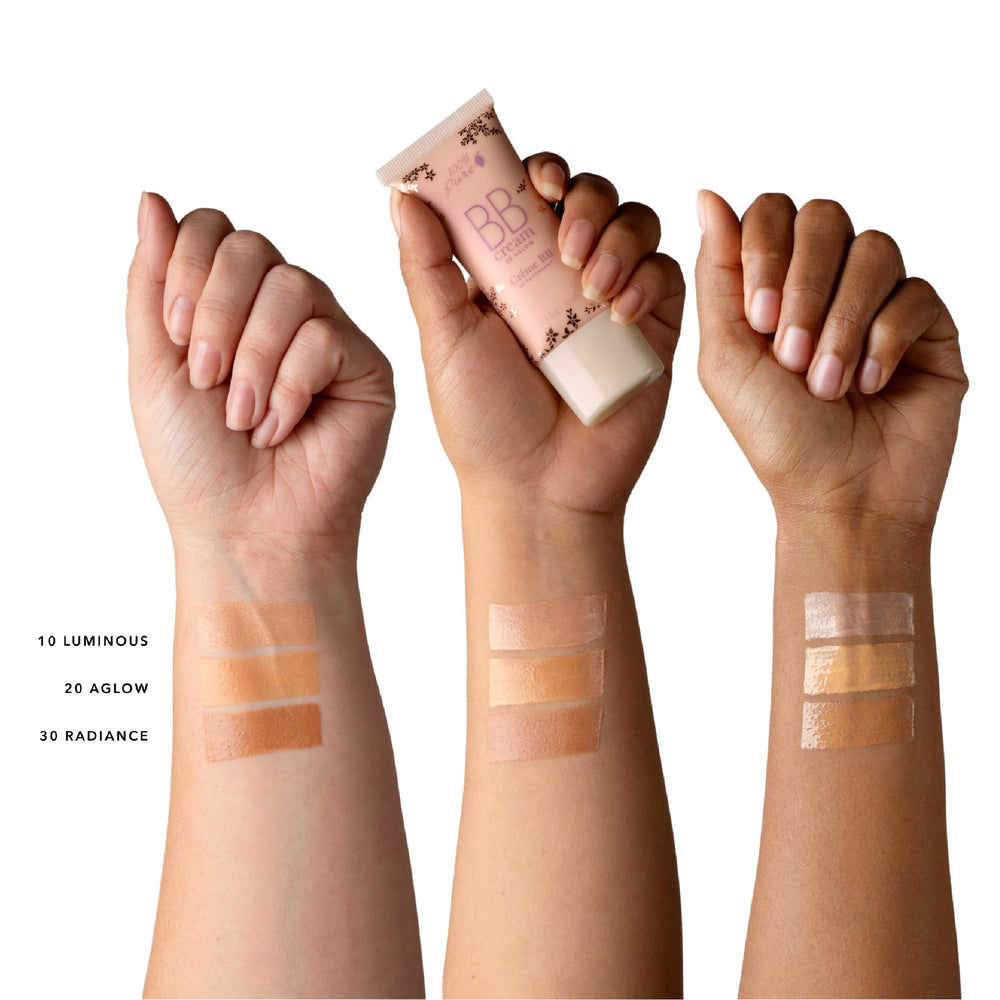 Texture detail reveals creamy formula of 100% PURE BB Cream Shade 20 Aglow.