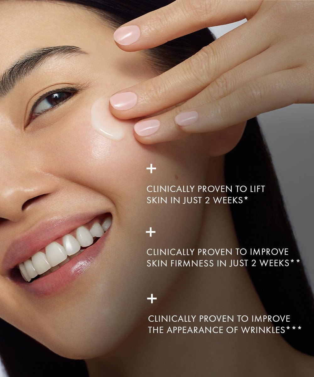 Application on clean skin during routine for daily refinement and preparation