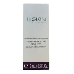 111SKIN NAC Y2 serum cap close-up; secure seal for travel and freshness.