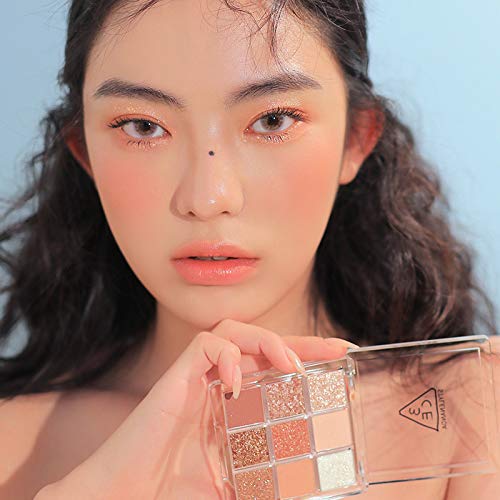 3CE Multi Eye Color Palette glow shades add subtle radiance and dimension.