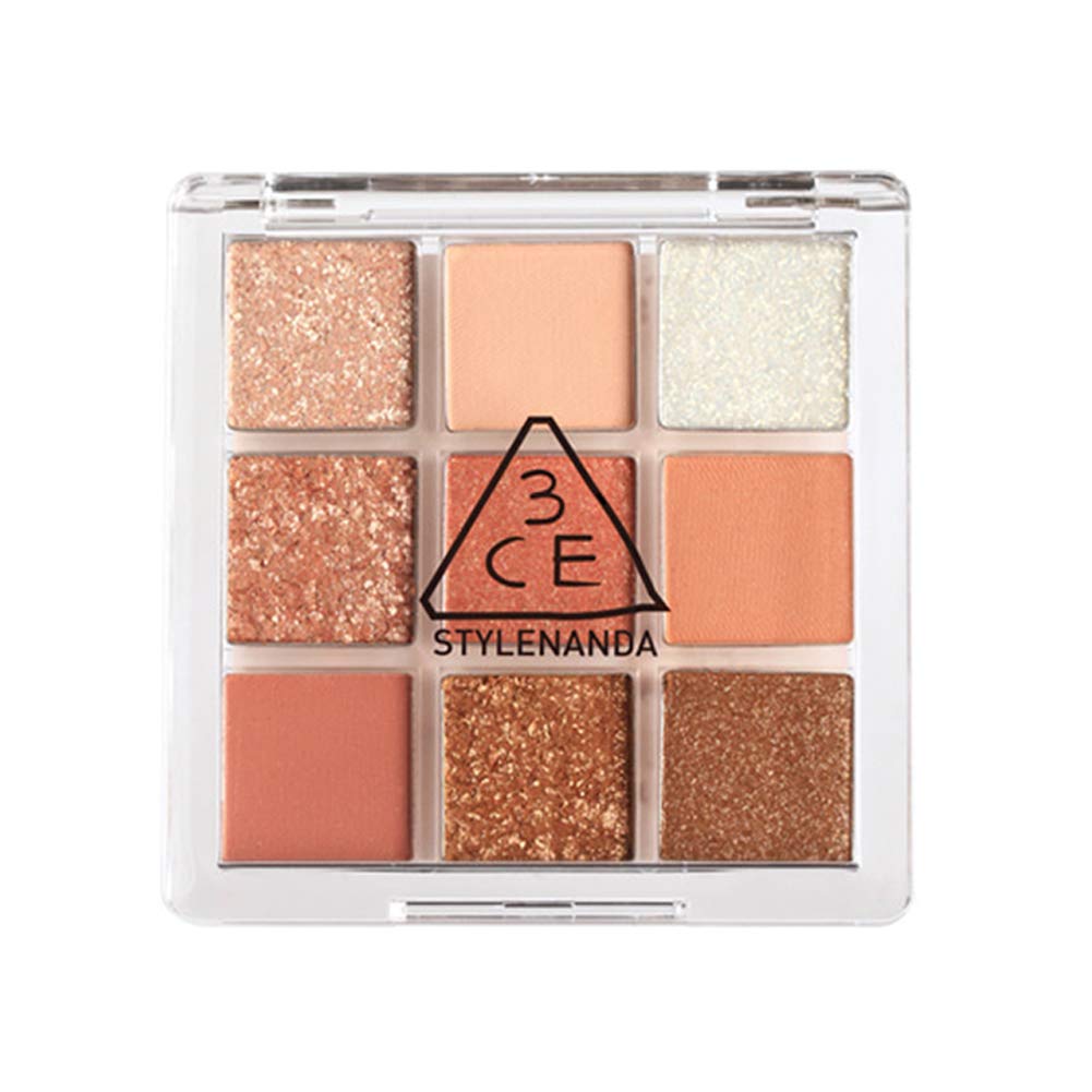3CE Multi Eye Color Palette with pearl shimmer enhances lid definition for day-to-night looks.