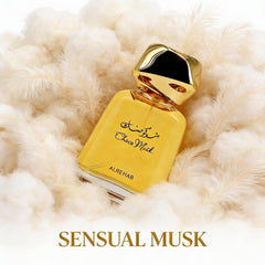 A Center Choco Musk vanilla powdery heart notes close-up for softness