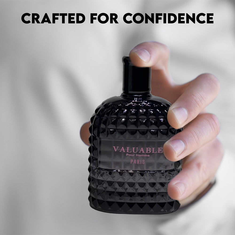A CENTER Leather and Amber Floral profile on Paris bottle for versatile evenings