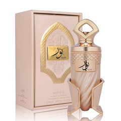RIIFFS Noor bottle closeup with caramel swirl, ideal for evening indulgence.