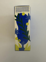 AAVRANI gift set packaging displayed for travel-friendly hair care.