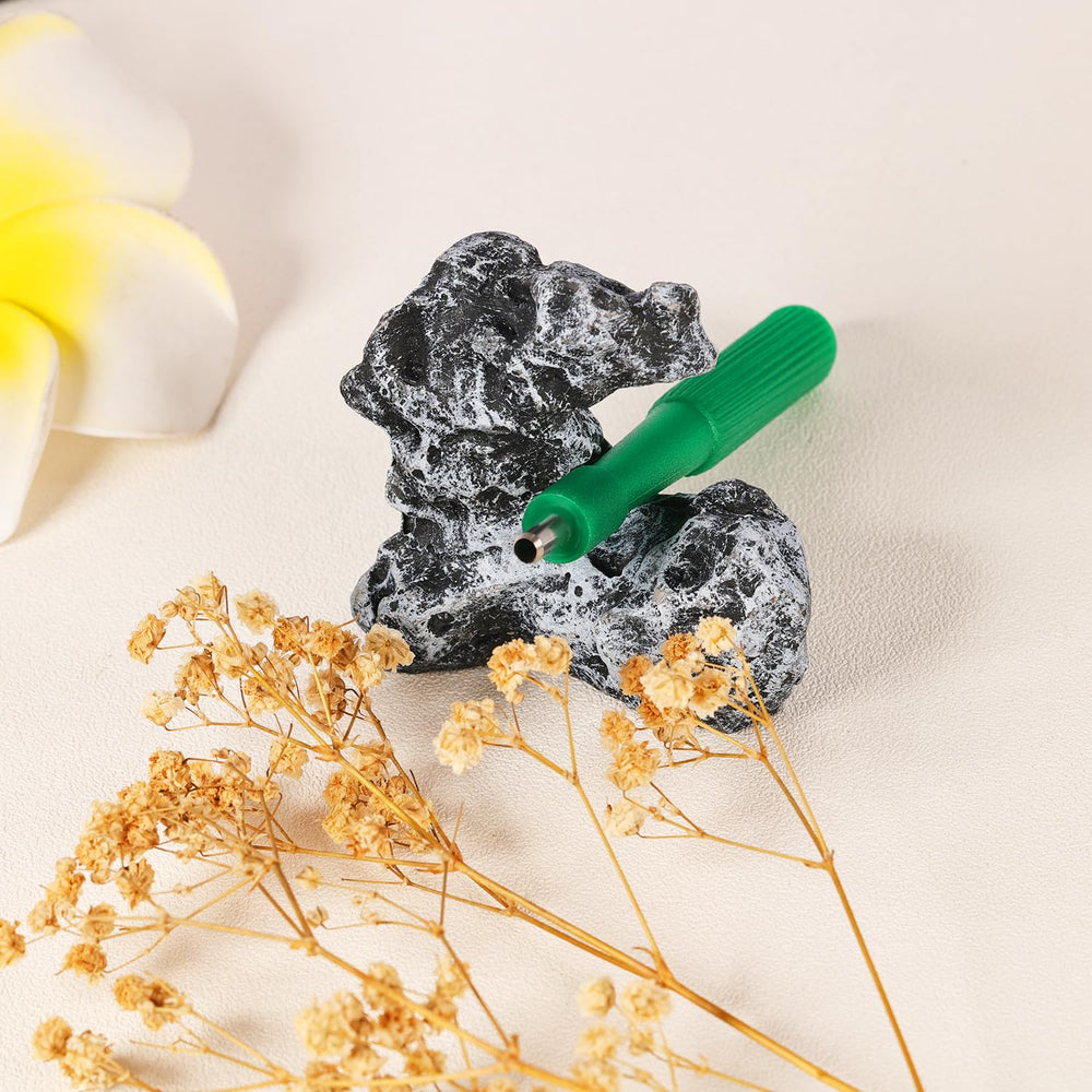 AccGin ultra-sharp cutting edge ensures consistent, clean punctures.