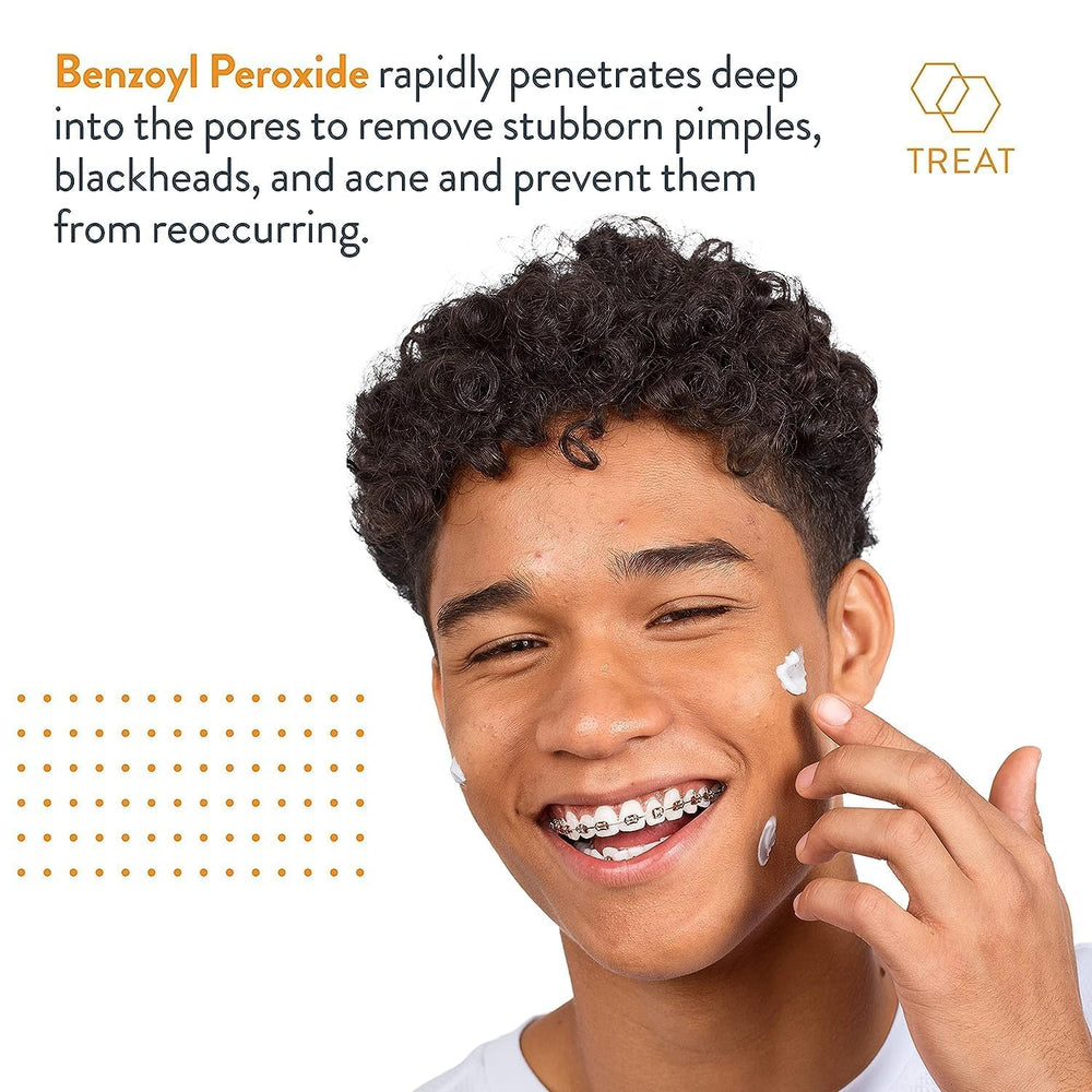 AcneFree Terminator10 applying-on-blemish demonstrates easy spot application