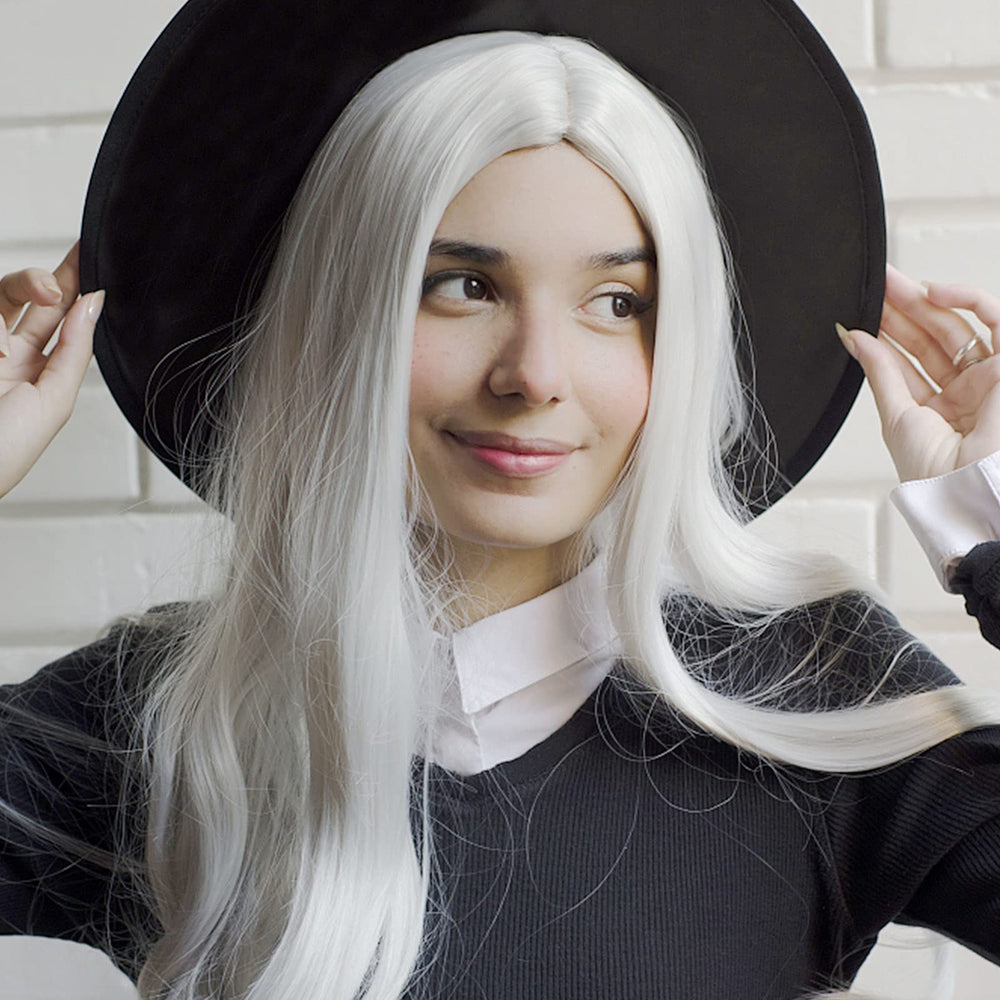 Holiday cosplay scenario using Acomler hair color wax
