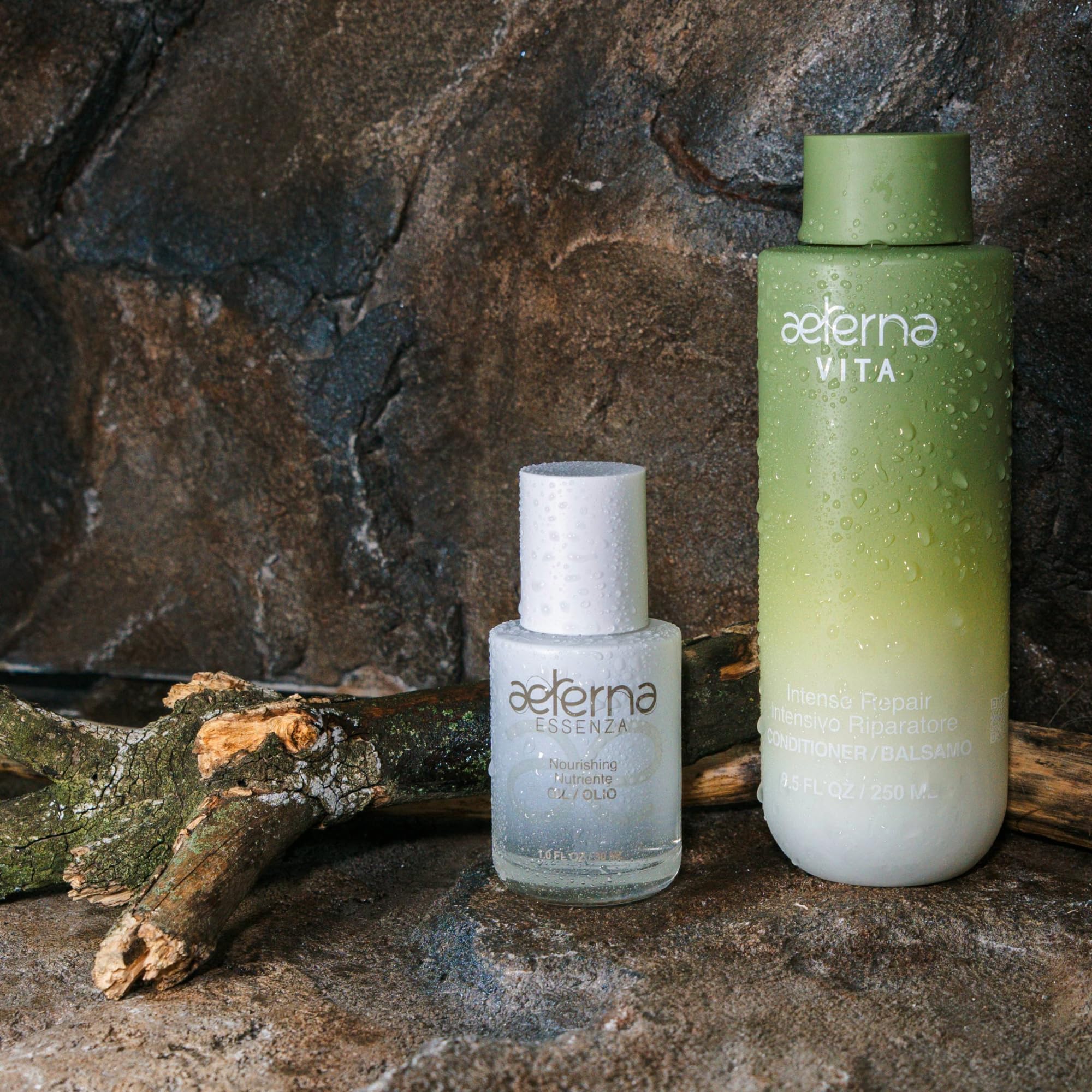 Aeterna ESSENZA linseed ingredient close-up for hydration