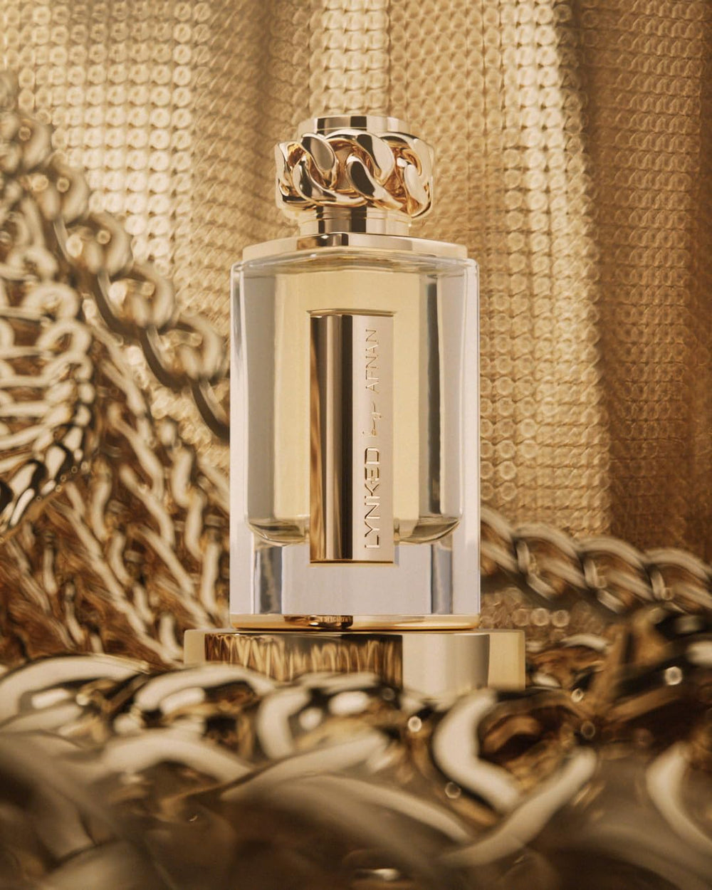 Afnan Lynked Forever Gold inner packaging showing premium finish.