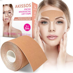 Akissos forehead patch application shows a safe, non-invasive way to smooth wrinkles.
