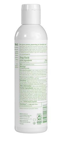 Close-up of the cleanser pump highlighting 2% salicylic acid for acne-prone skin.
