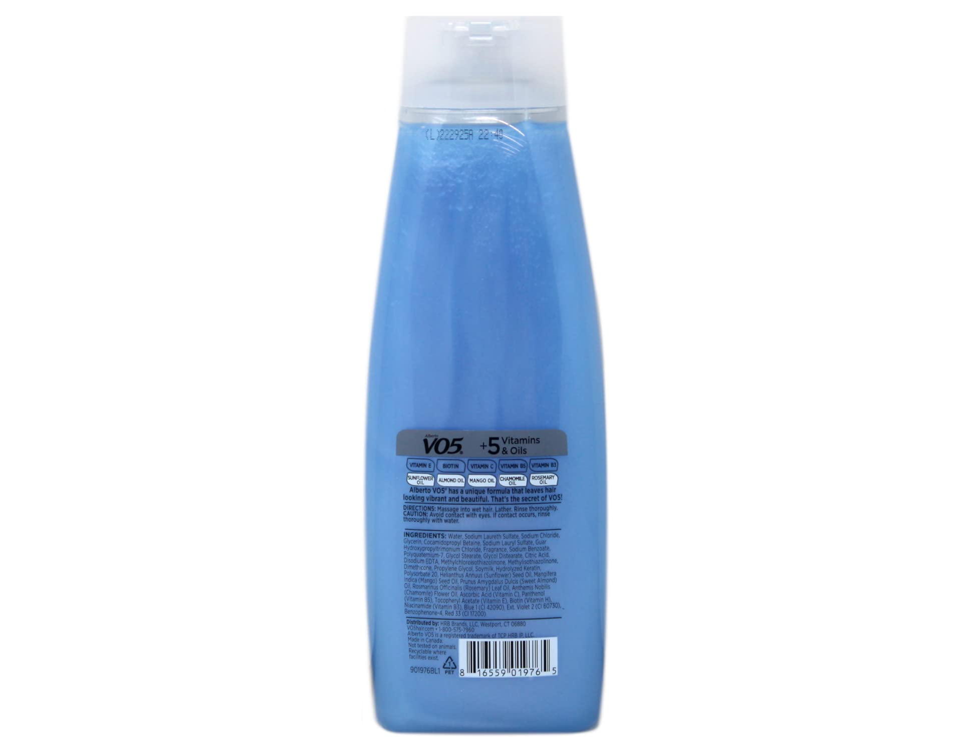 Alberto VO5 2-in-1 bottle lather closeup demonstrates easy cleansing