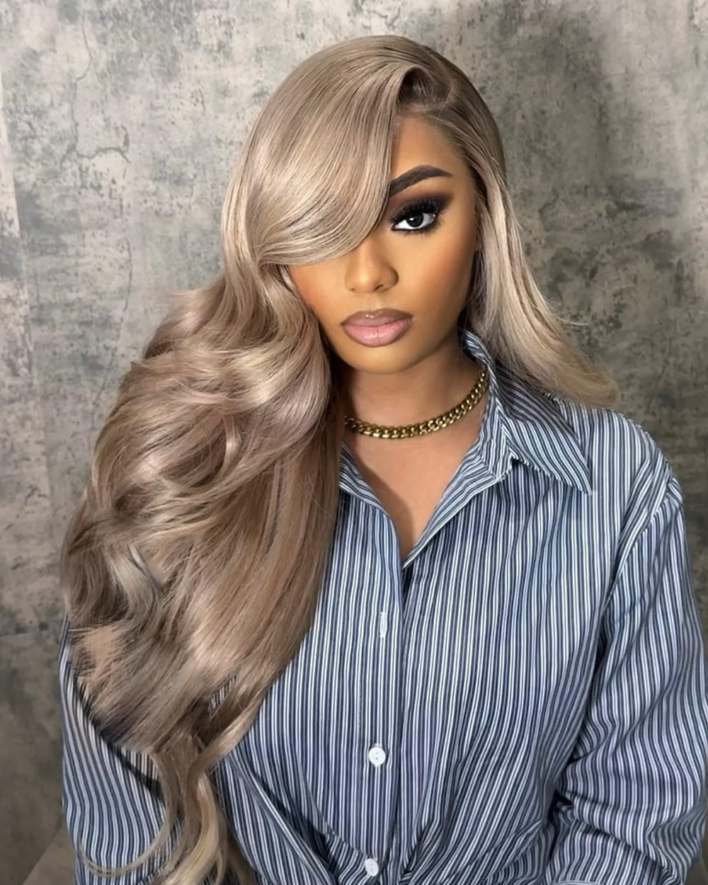 ALIDIDI MINI KNOTS ash blonde wig with 13x6 lace front for seamless parting.