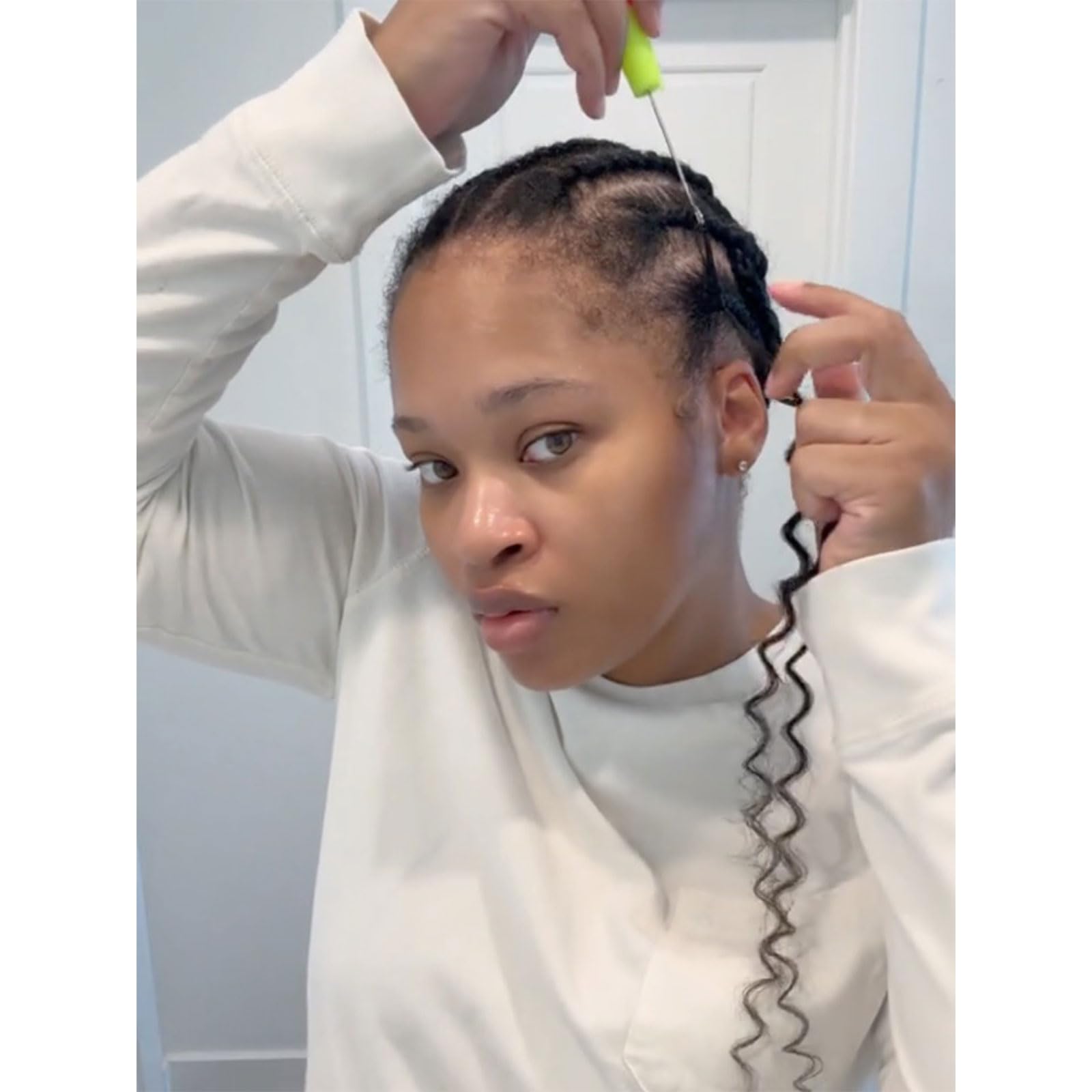 Alinyasha GoGo Curl night care tips 10in helps extend the style.