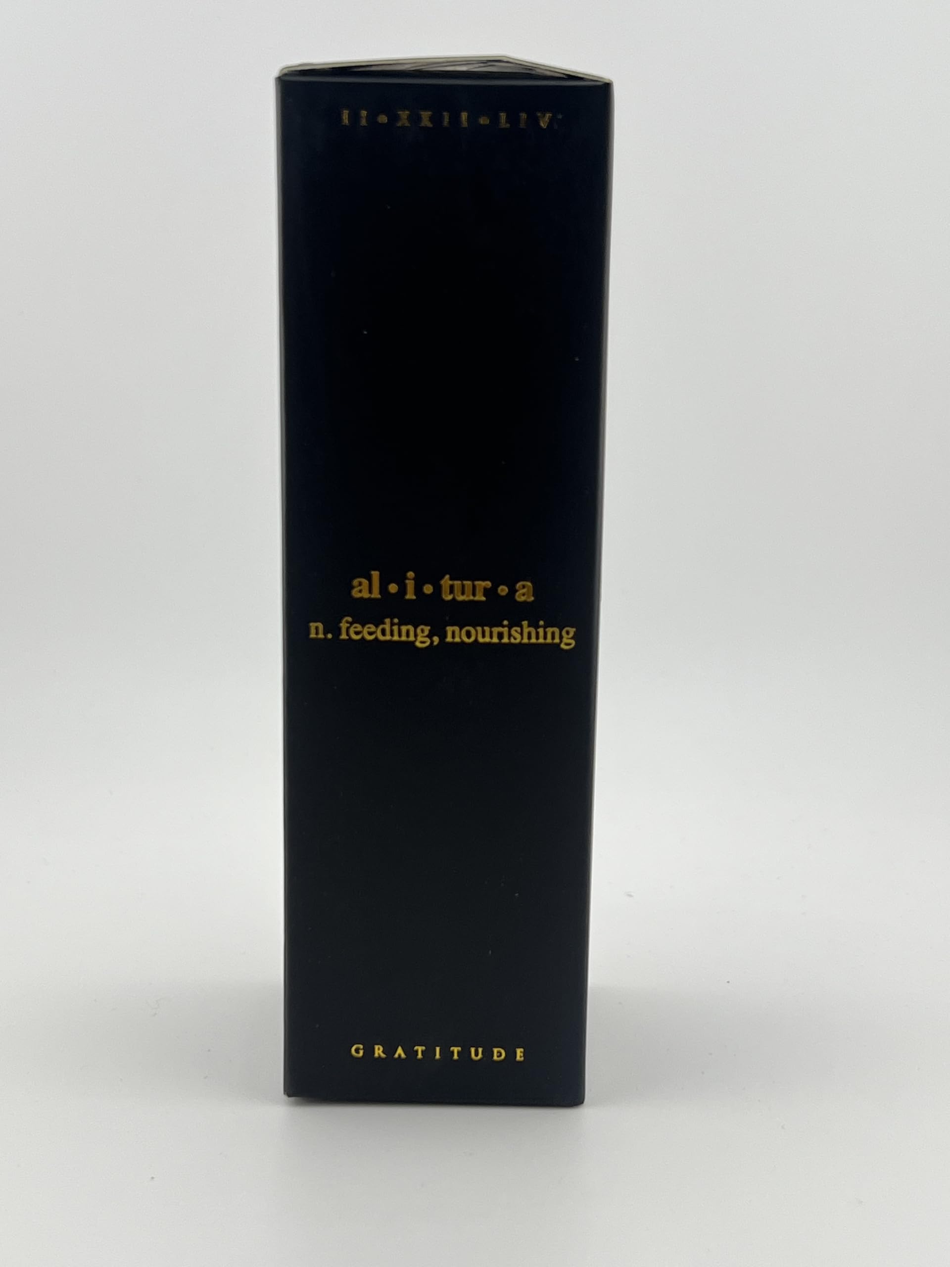Alitura Gold Serum hemp seed oil detail highlighting natural emollients