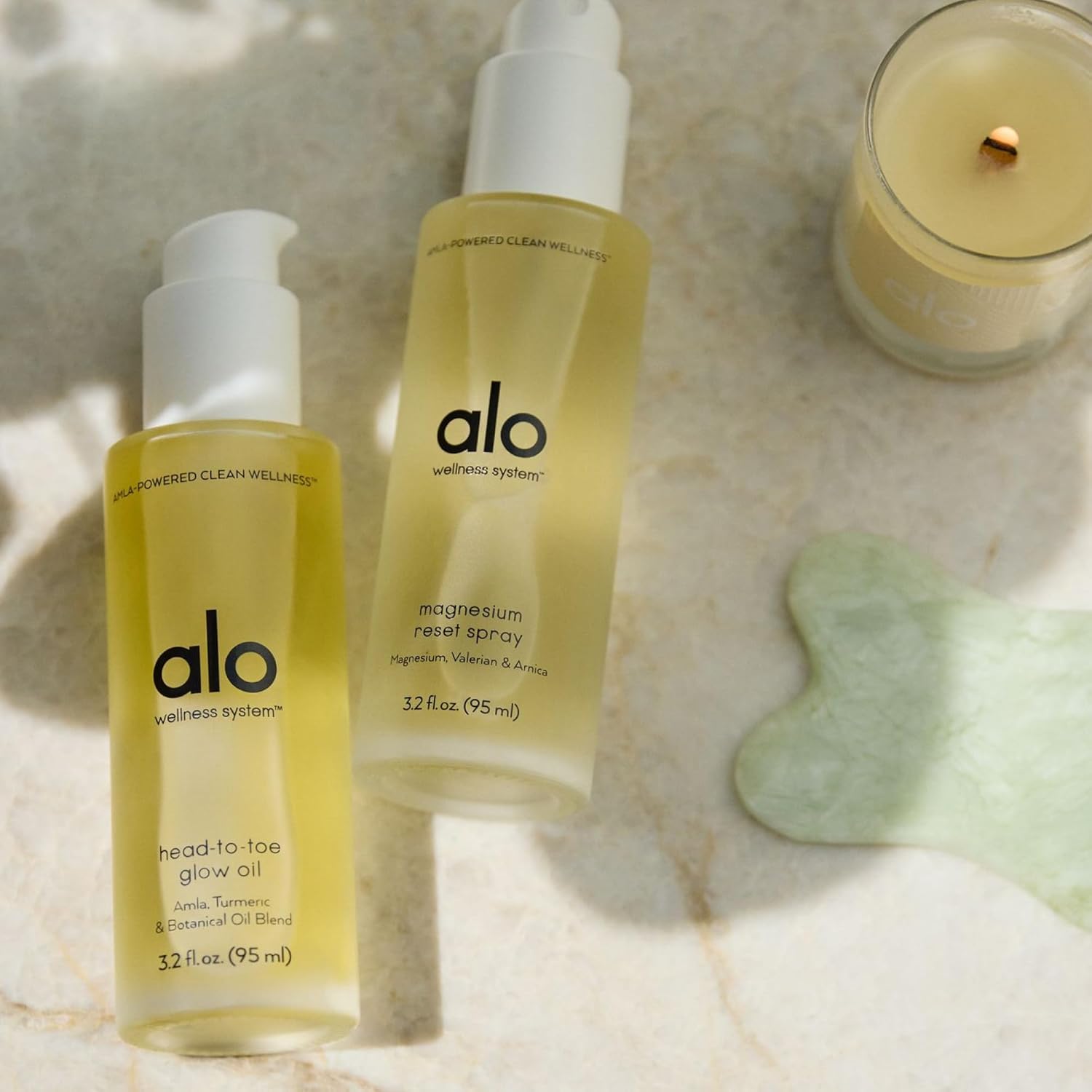 Aloe vera component splash emphasizes soothing hydration.