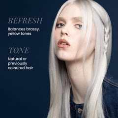 ALOXXI InstaBoost Ultimate Platinum masque application nourishes color-treated hair with hydration.