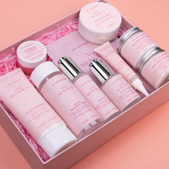 AM AROMANTRA facial cleanser; refreshing daily cleanse for softer, brighter skin.